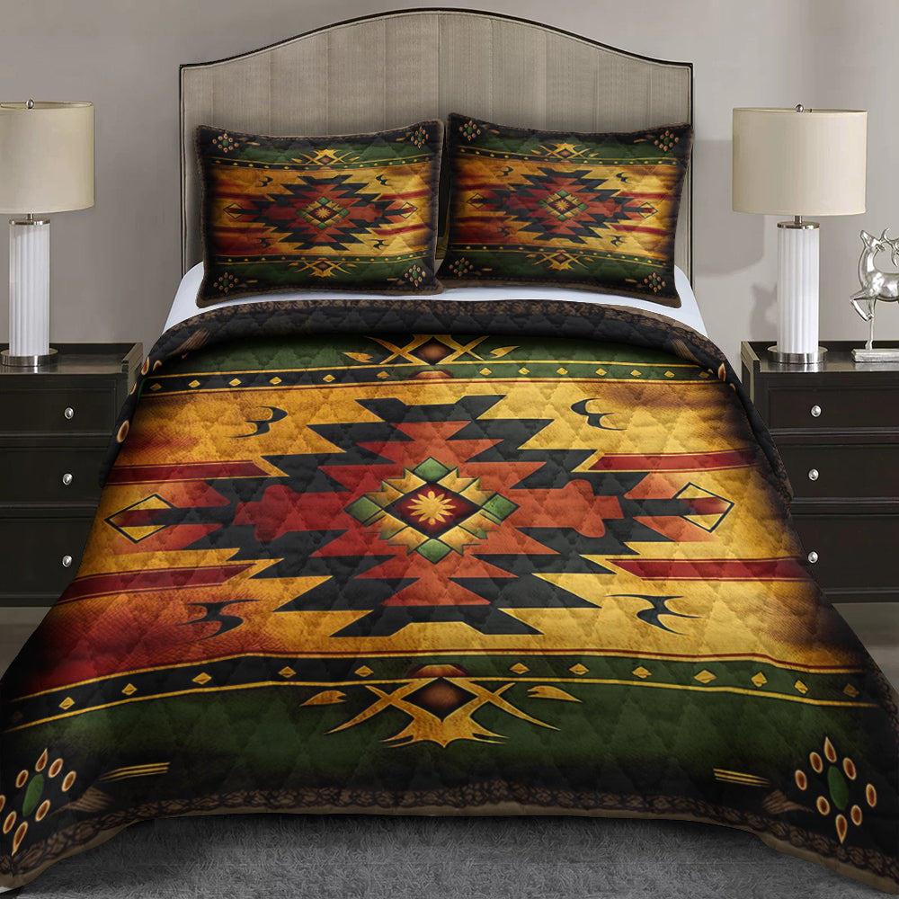 Native American Inspired Quilt Bed Set TL070911