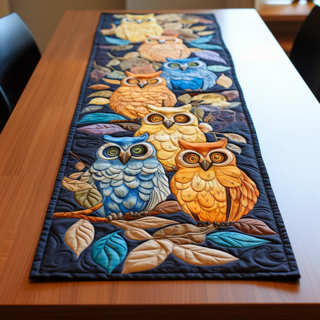 Owl TAI13122356 Quilted Table Runner