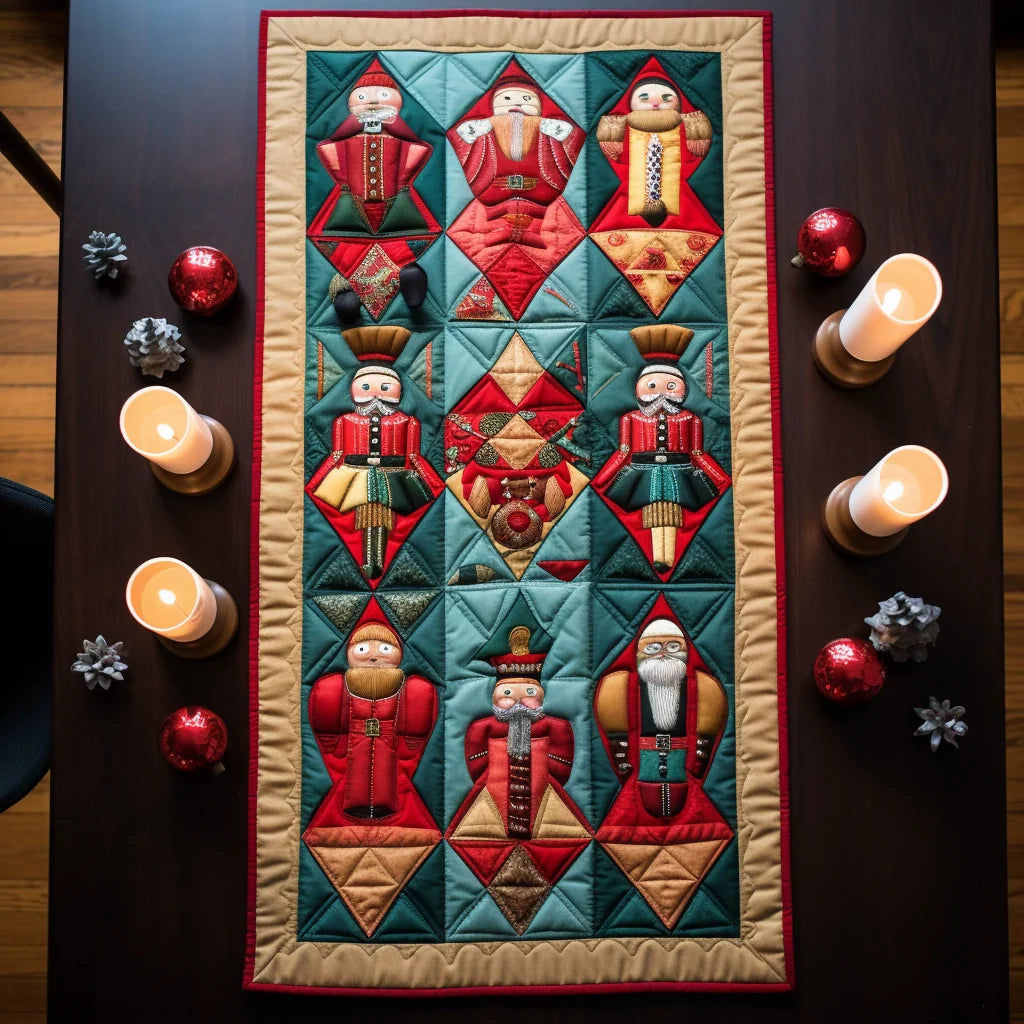 Nutcracker TAI060123142 Quilted Table Runner