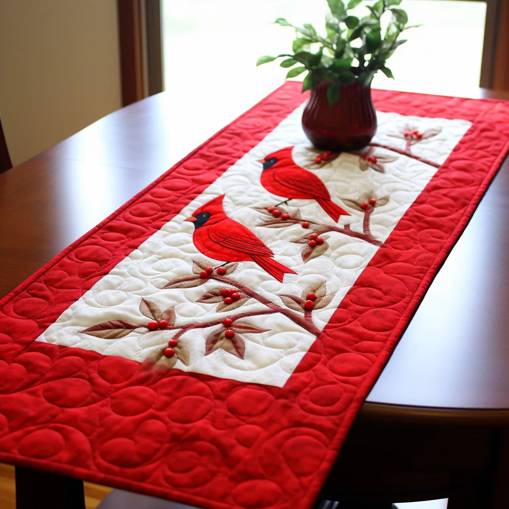 Cardinal TAI13122325 Quilted Table Runner