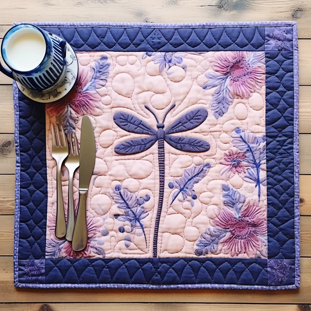 Dragonfly TAI040124243 Quilted Placemats