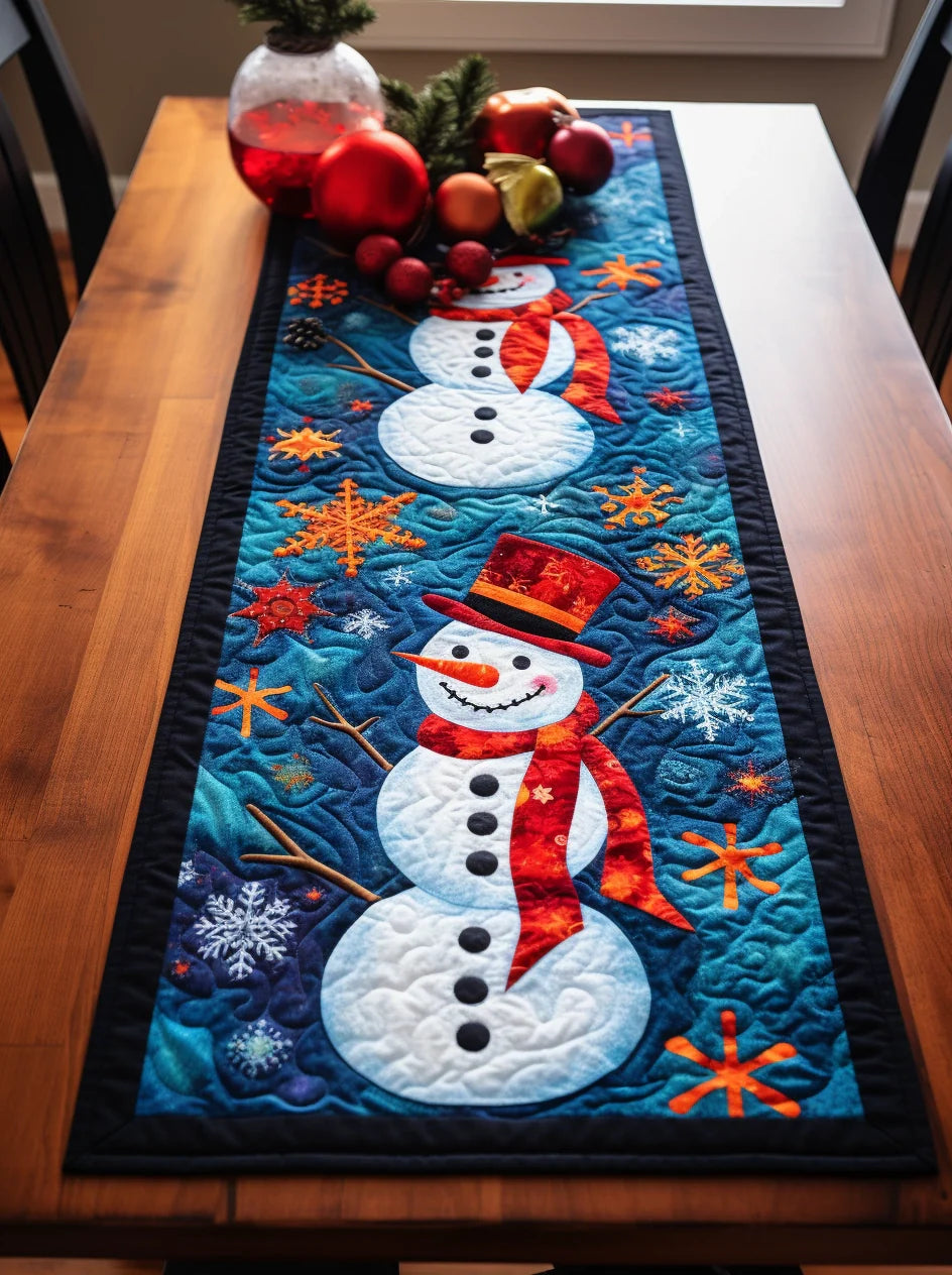 Snowman TAI15112322 Quilted Table Runner