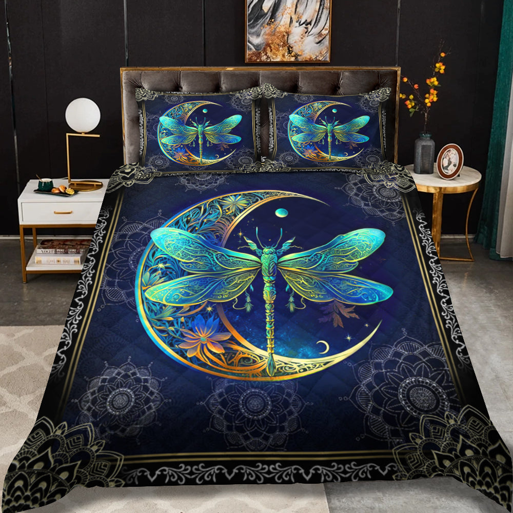 Dragonfly To The Moon Quilt Bed Set HN100902T