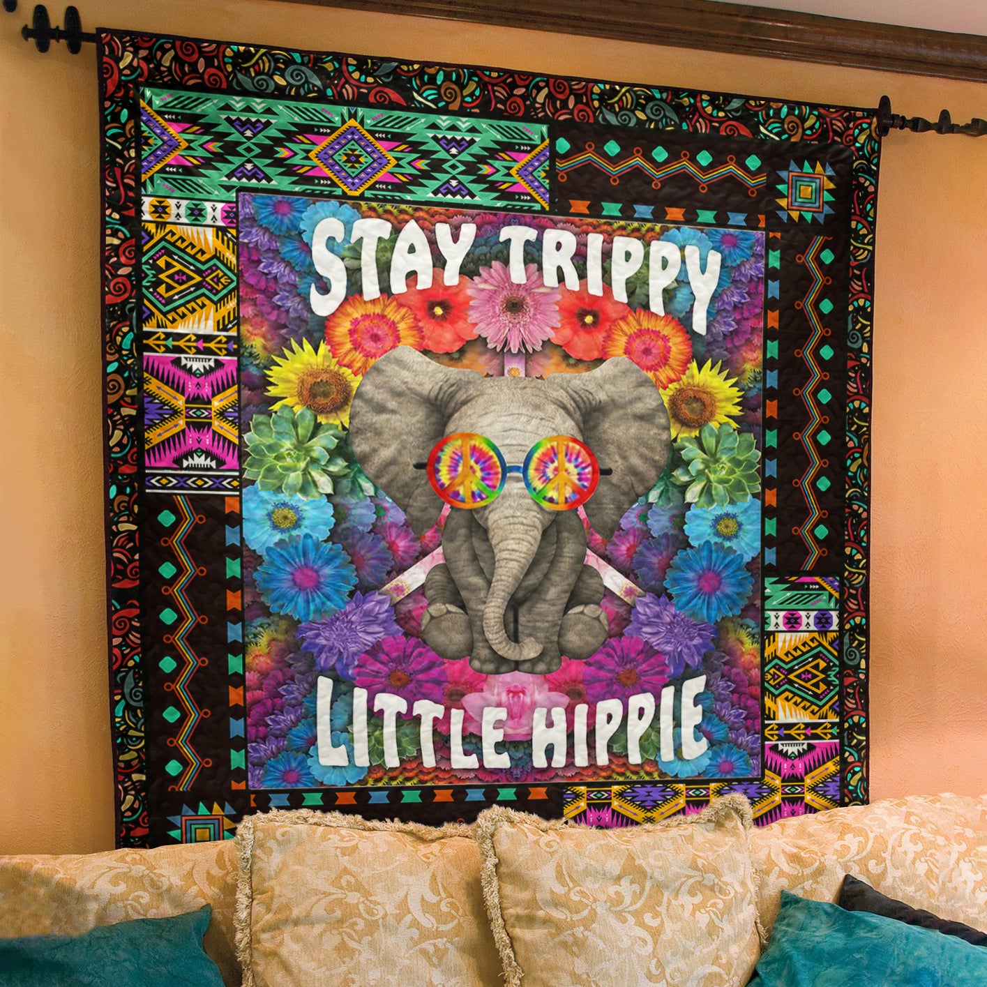 Hippie Elephant HN260613 Art Quilt
