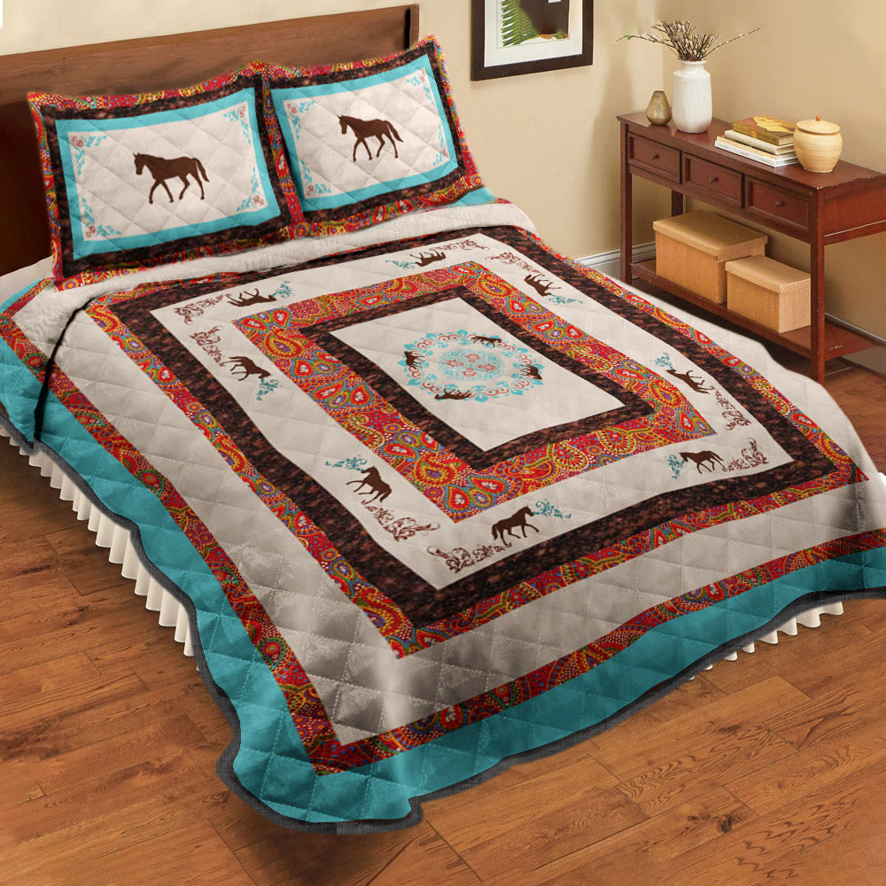 Rustic Horse CLA2609190B Quilt Bed Set